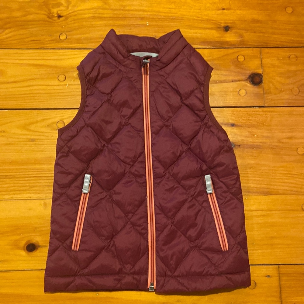Hanna Anderson Maroon Vest size 120